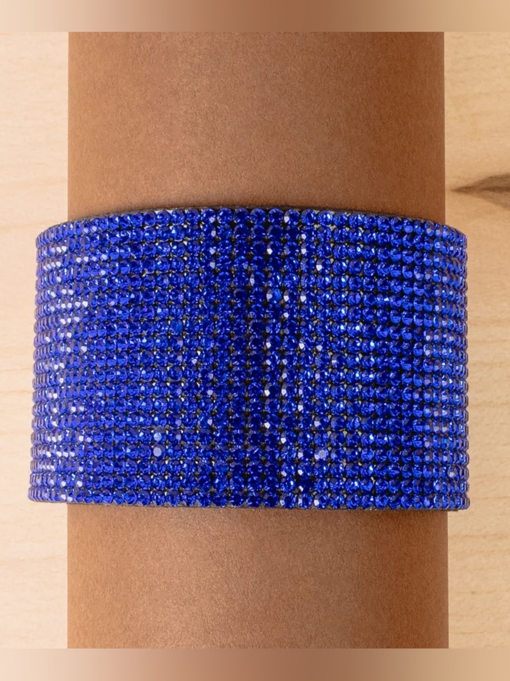 NWT! Boutique Blue Crystal BLING Wide Cuff Bracelet with Silver Turn-Lock! 💕